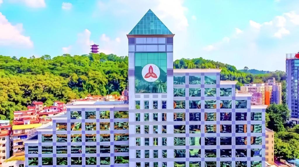 东莞市凤岗名冠金凯悦酒店 Tiantangwei 外观 照片