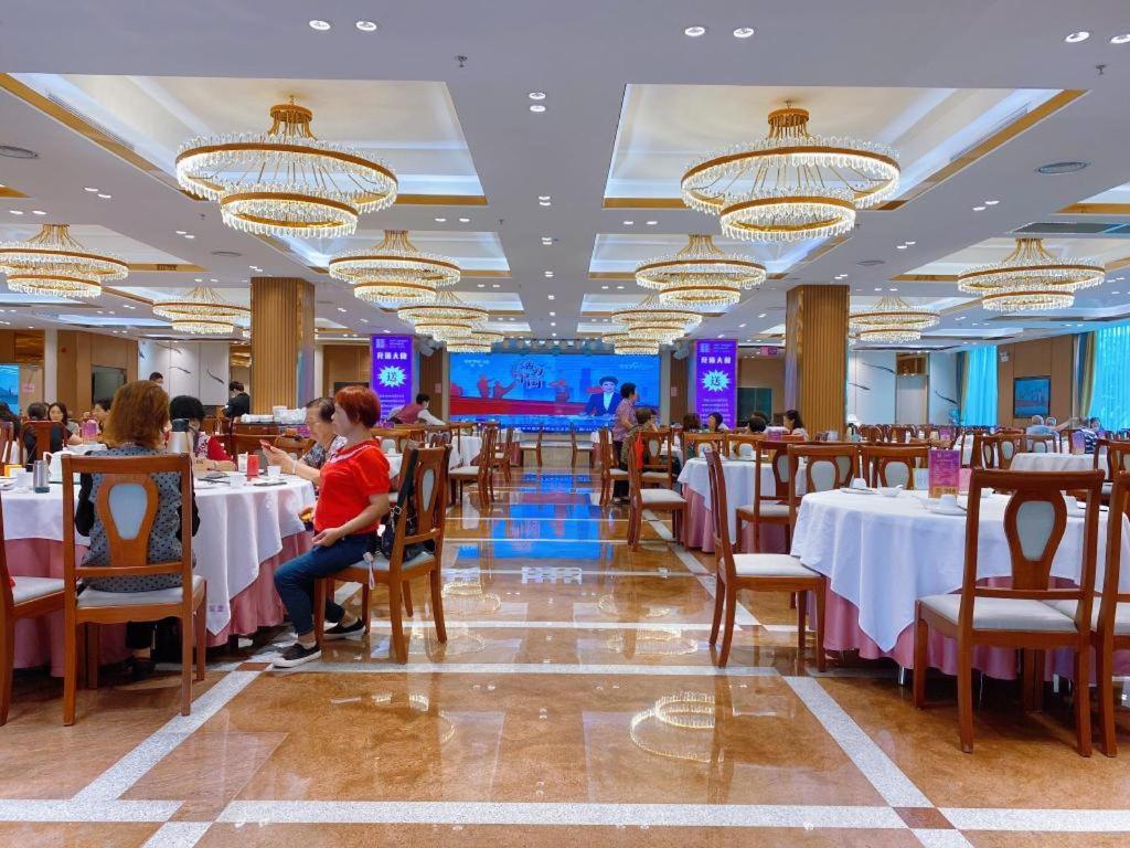 东莞市凤岗名冠金凯悦酒店 Tiantangwei 外观 照片