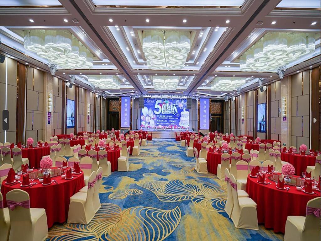 东莞市凤岗名冠金凯悦酒店 Tiantangwei 外观 照片